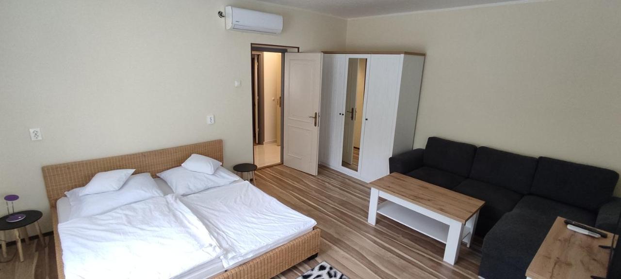 Lila Fuge Apartman Διαμέρισμα Balatonfüred Εξωτερικό φωτογραφία